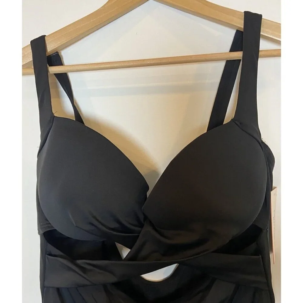 NWT Swimsuits for All One Piece Swim Cutout Underwire Black Size 18 New